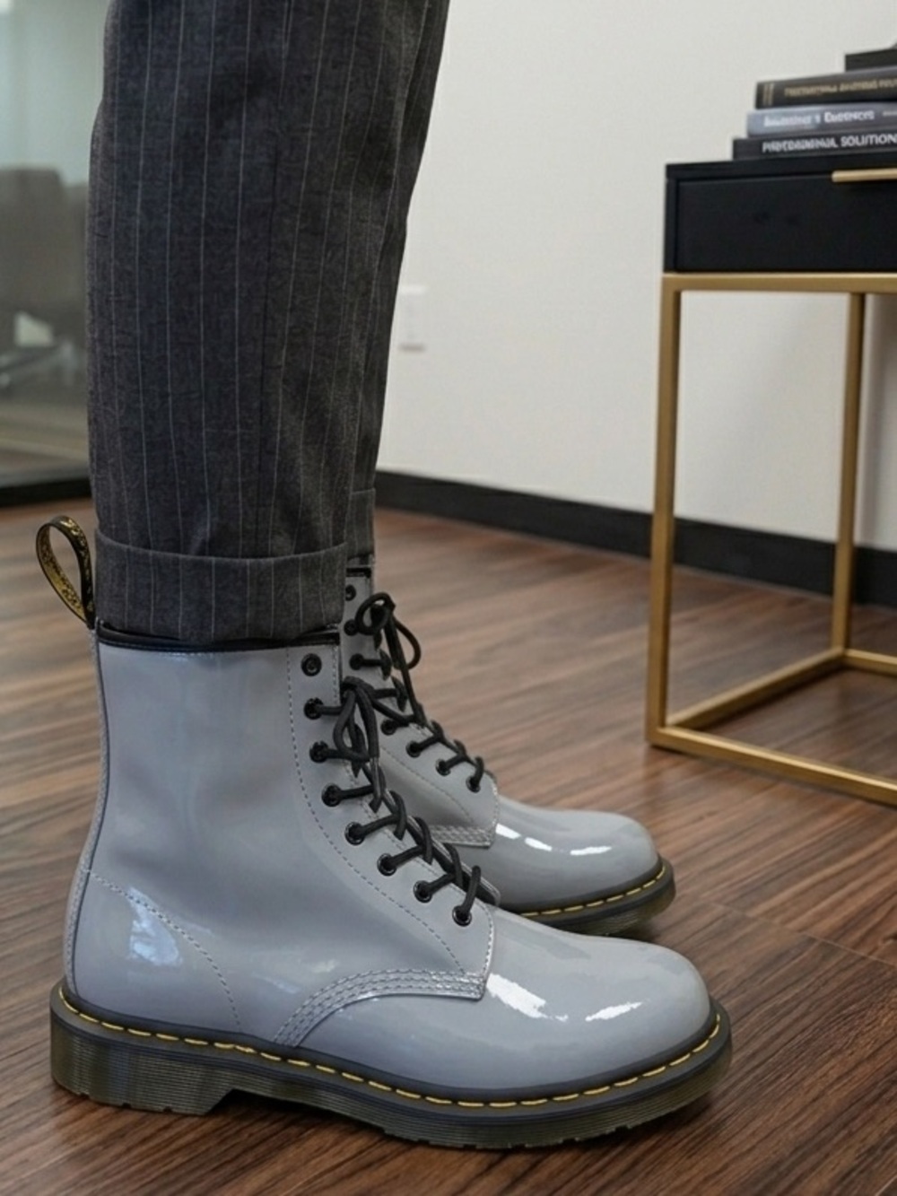 Dr. Doc Martens 1460 Lace Up Boots Grey Lamper Patent Leather Women's 9 US NWOB